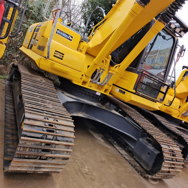 2023 Komatsu PC210-8-44087996