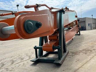 2025-hitachi-zx210-1390992-44088727