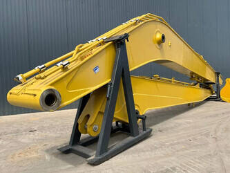 2025-komatsu-pc200-1390995-44088757