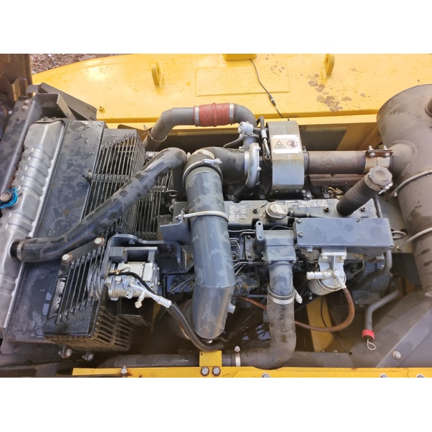 2023 Komatsu PC300-7-44089001