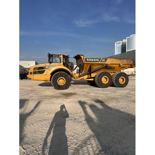 2019 فولفو A40G-44089102