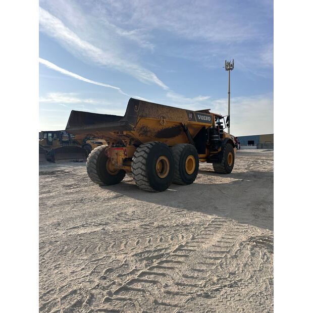 2019 فولفو A40G-44089116