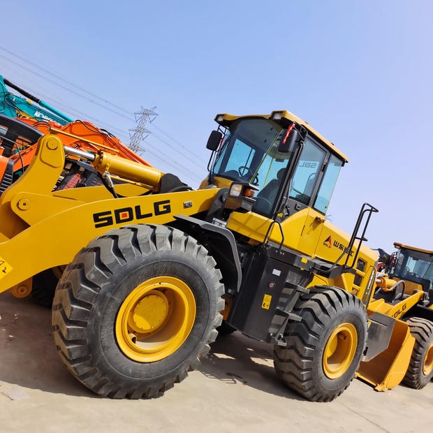 2023 SDLG LG958F-44090588