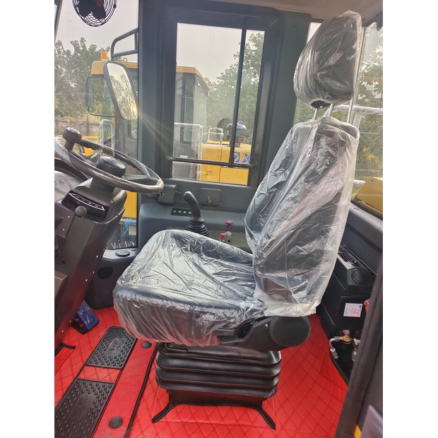 2023 SDLG LG956F-44090641