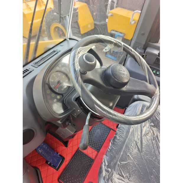 2023 SDLG LG956F-44090642