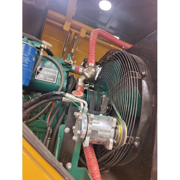 2023 SDLG LG956F-44090645