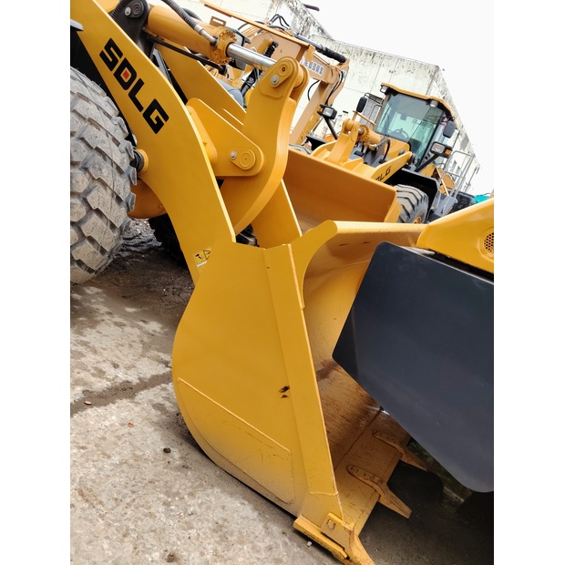 2023 SDLG LG956F-44090649