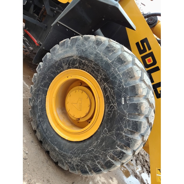 2023 SDLG LG956F-44090650