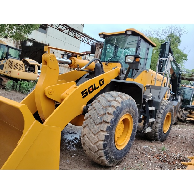 2023 SDLG LG956F-44090656