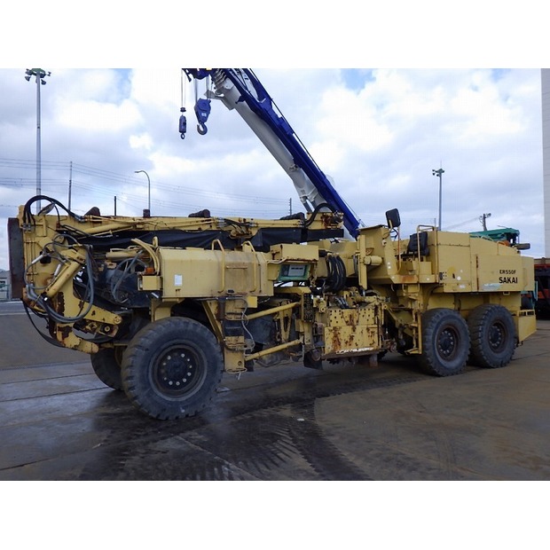 1999 ساكاي ER550F-44090783