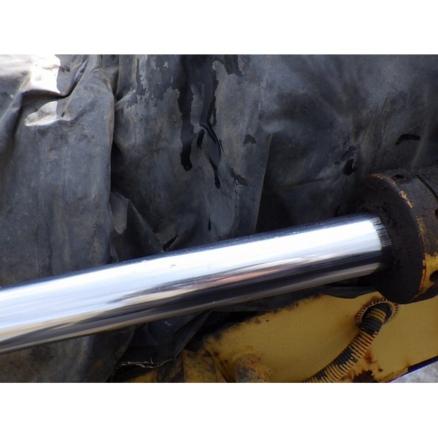 1999 ساكاي ER550F-44090794