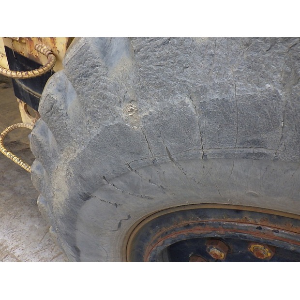 1999 ساكاي ER550F-44090810