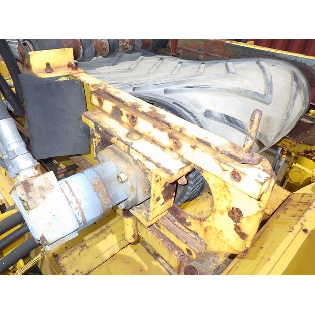 2001 ساكاي ER550F-44090868