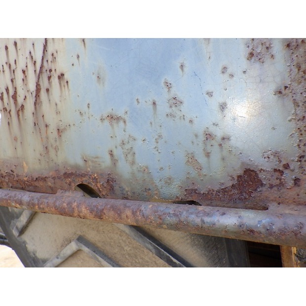 2001 ساكاي ER550F-44090876