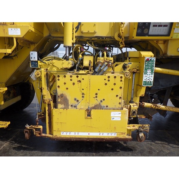 2001 ساكاي ER550F-44090913