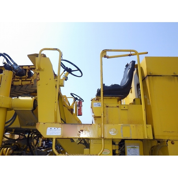 2001 ساكاي ER550F-44090938