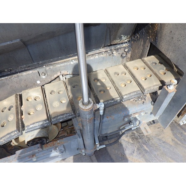 2014 سوميتومو HA60C-8-44090987