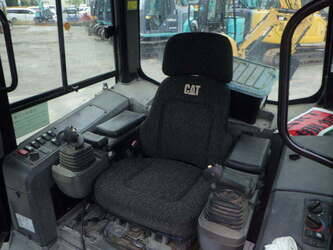 2010-caterpillar-d3k-44091031