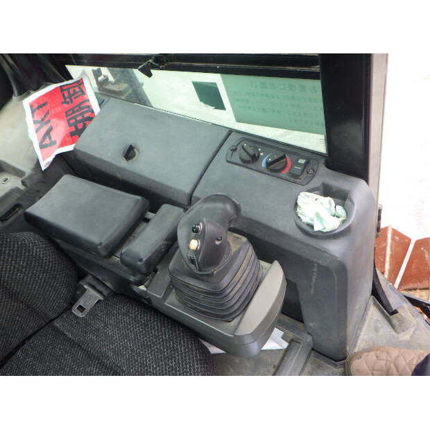 2010 Caterpillar D3K-44091034