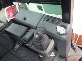 2010-caterpillar-d3k-44091034