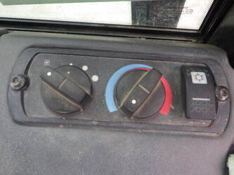 2010-caterpillar-d3k-44091035