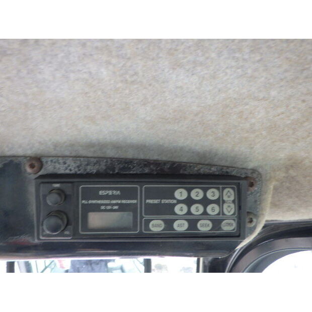 2010 Caterpillar D3K-44091038