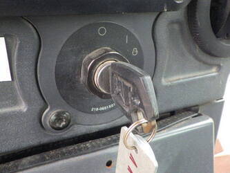 2010-caterpillar-d3k-44091041