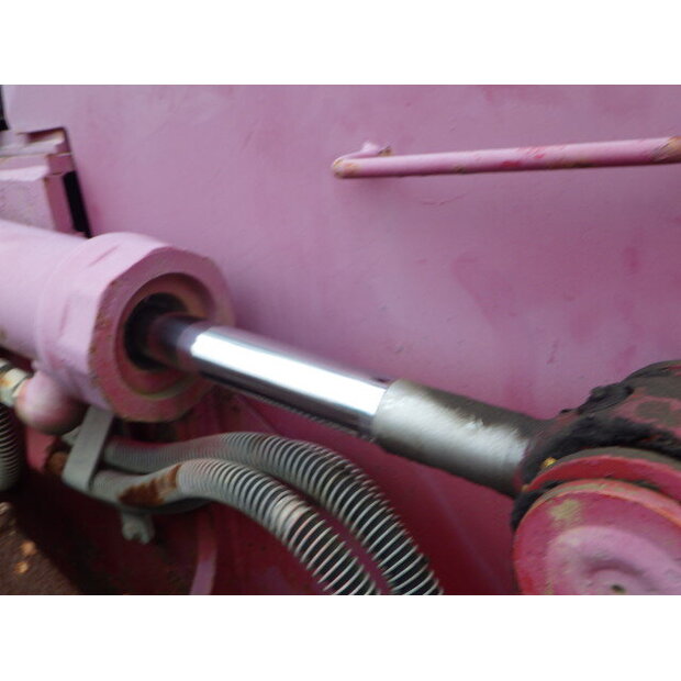 2010 Caterpillar D3K-44091044