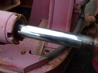 2010-caterpillar-d3k-44091045