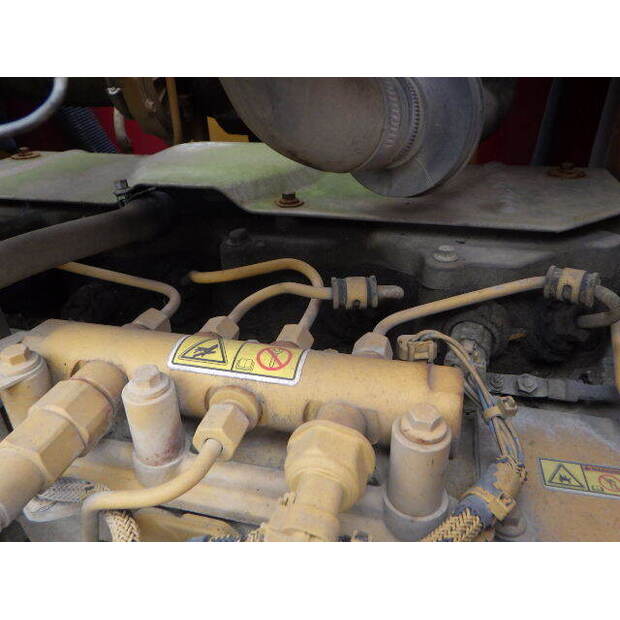 2010 Caterpillar D3K-44091075