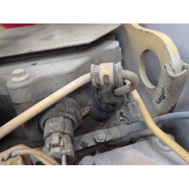 2010 Caterpillar D3K-44091077