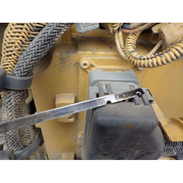 2010 Caterpillar D3K-44091080