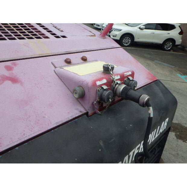 2010 Caterpillar D3K-44091088