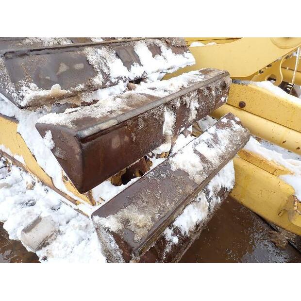 2017 Komatsu D37PX-23-44091092