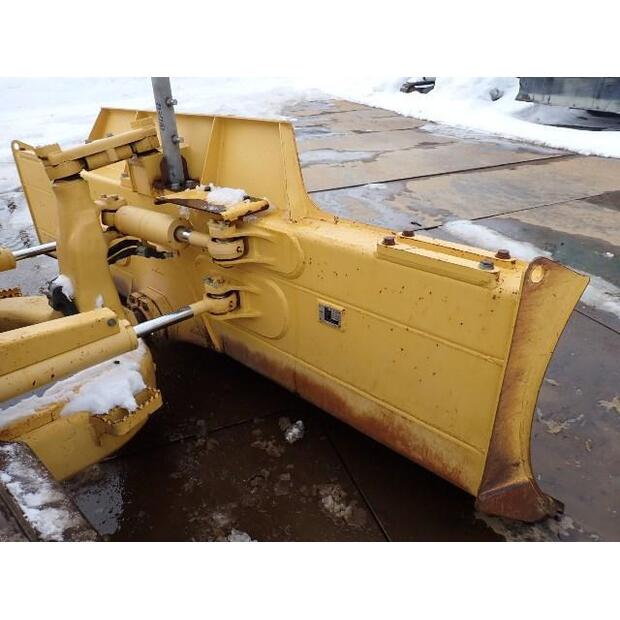 2017 Komatsu D37PX-23-44091172