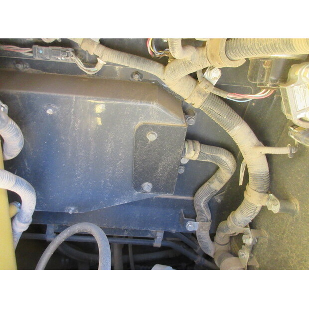 2014 Komatsu D61PX-23-44091447