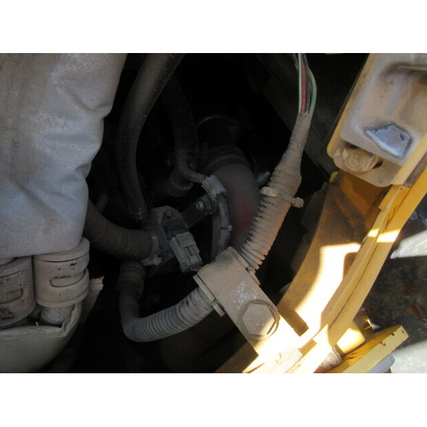 2014 Komatsu D61PX-23-44091451