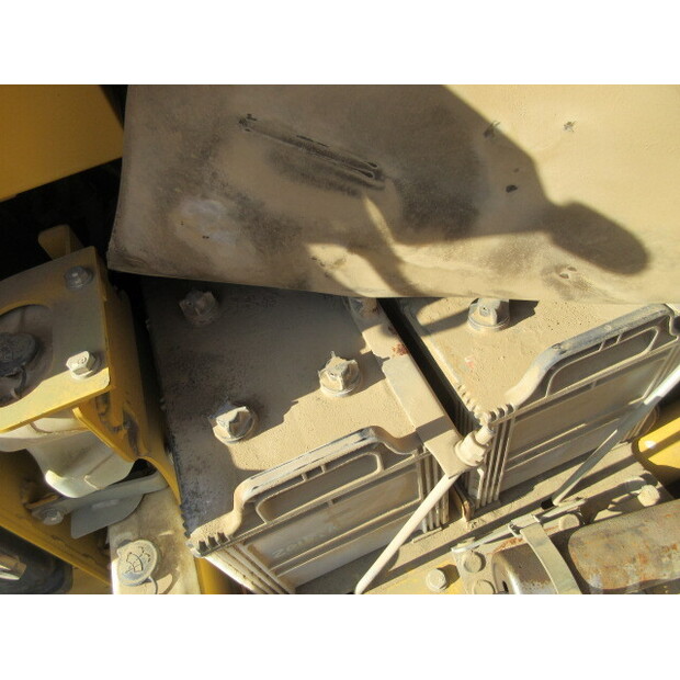 2014 Komatsu D61PX-23-44091459