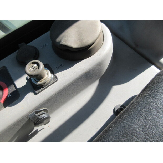 2014 Komatsu D61PX-23-44091467