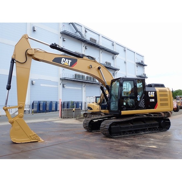 2016 كاتربيلر 320E-SXE-44091556