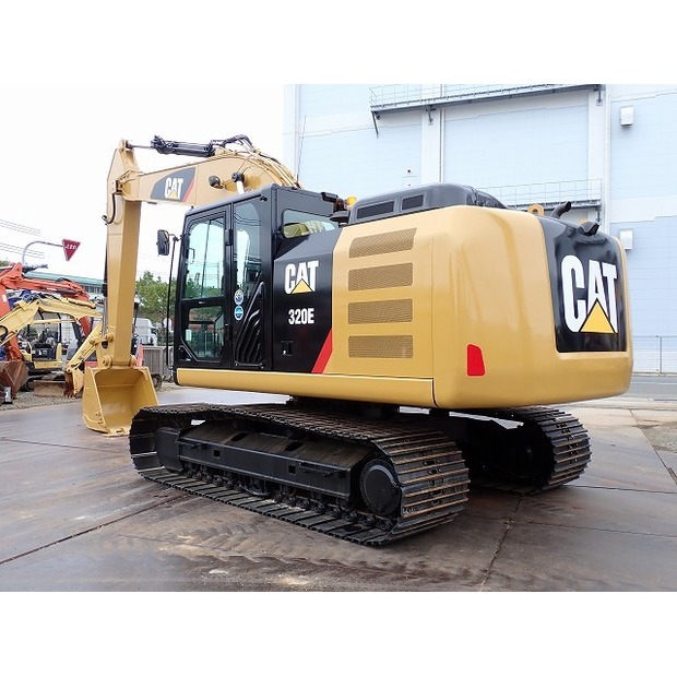 2016 كاتربيلر 320E-SXE-44091558