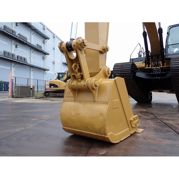 2016 كاتربيلر 320E-SXE-44091564