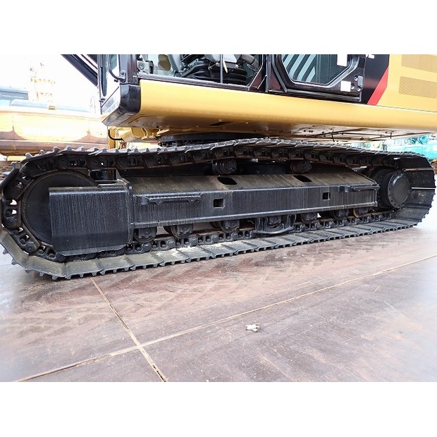 2016 كاتربيلر 320E-SXE-44091565