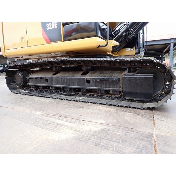 2016 كاتربيلر 320E-SXE-44091580