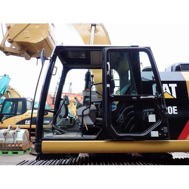 2016 كاتربيلر 320E-SXE-44091605