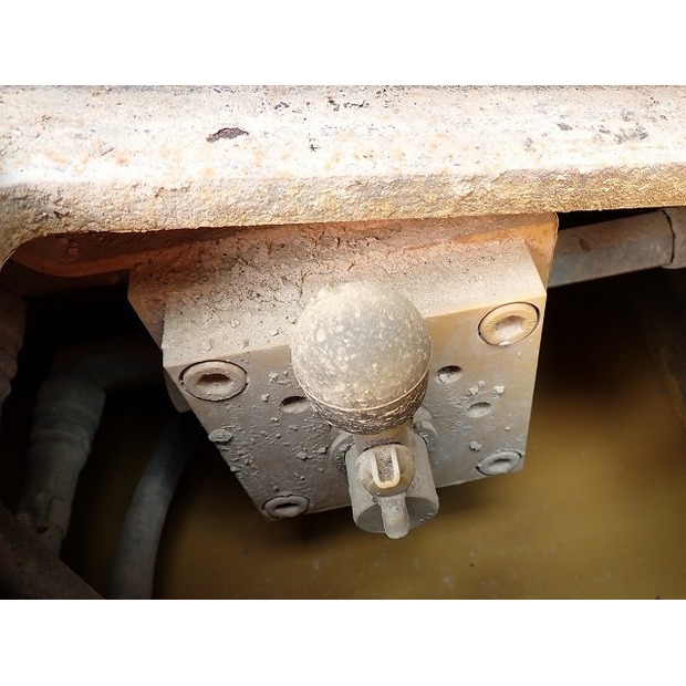 2016 كاتربيلر 320E-SXE-44091611