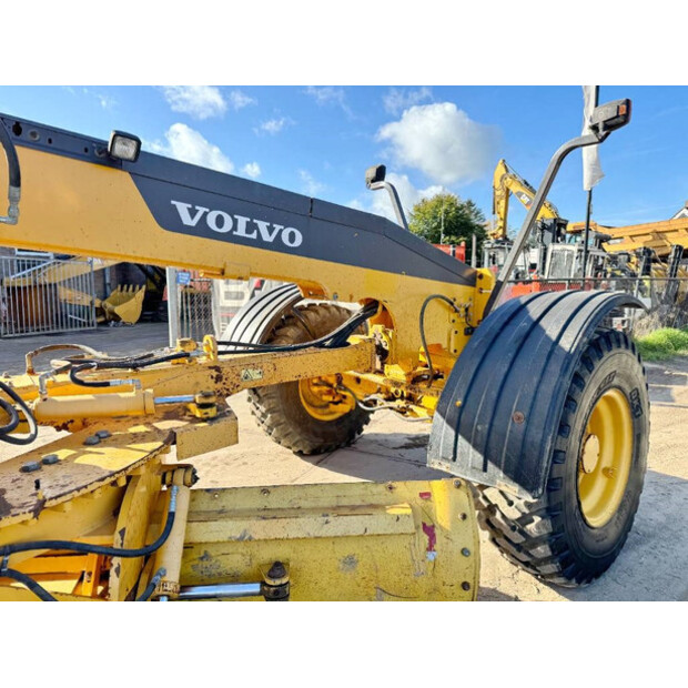 2014 فولفو G960B-44092369