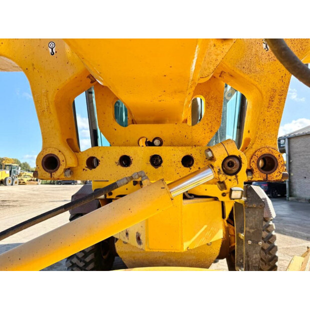 2014 فولفو G960B-44092371