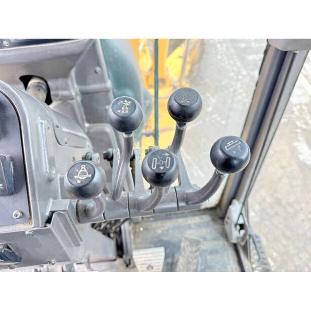 2012 Volvo G970-44092385