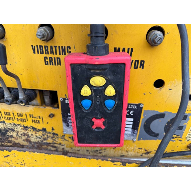 2006 EXTEC Robotrac 7000-44092435